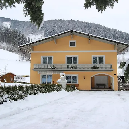 Cozy Chalet With Sauna In Zell Am See, Salzburg Domek alpejski *