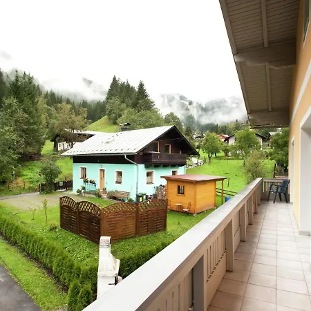 Cozy Chalet With Sauna In Zell Am See, Salzburg Domek alpejski